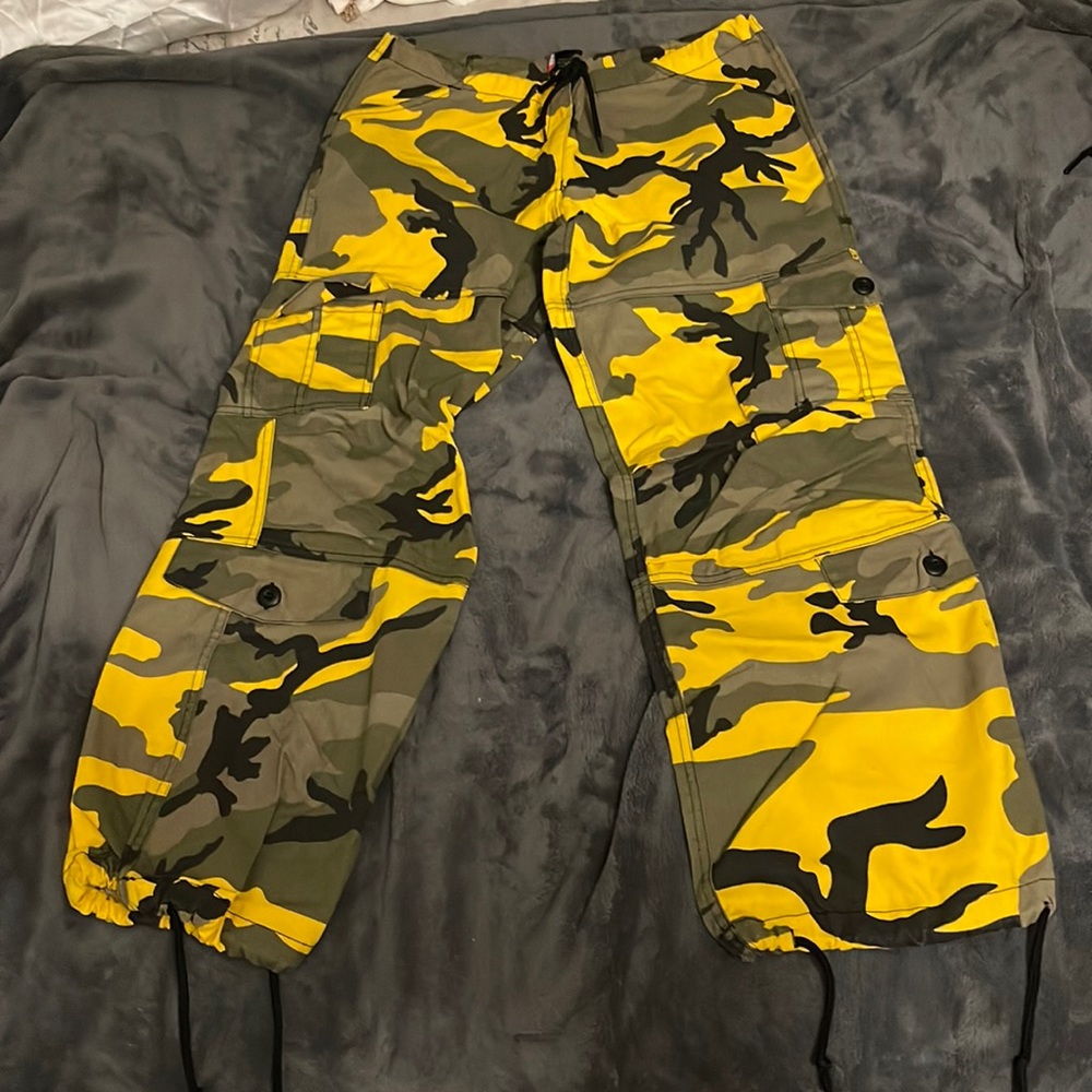 Streetwear Camo cargo pants